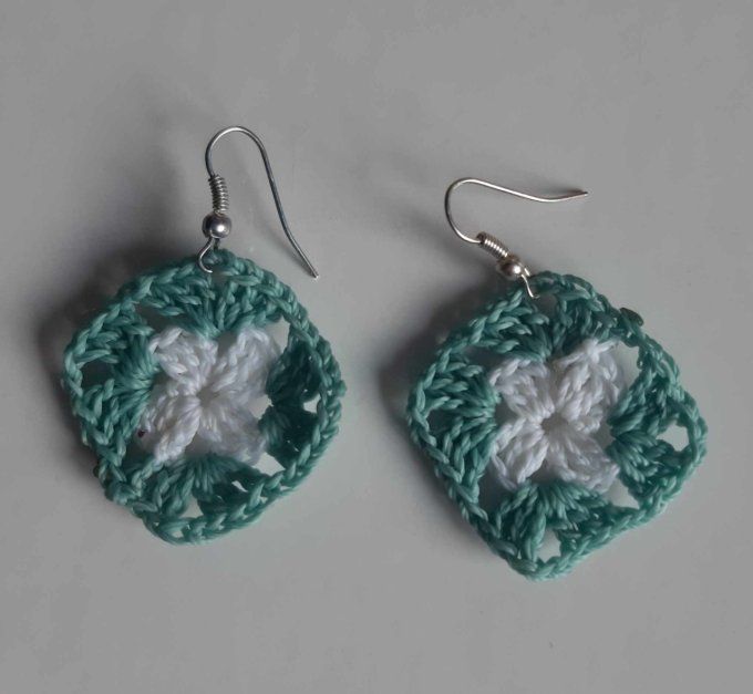 boucle d'oreille